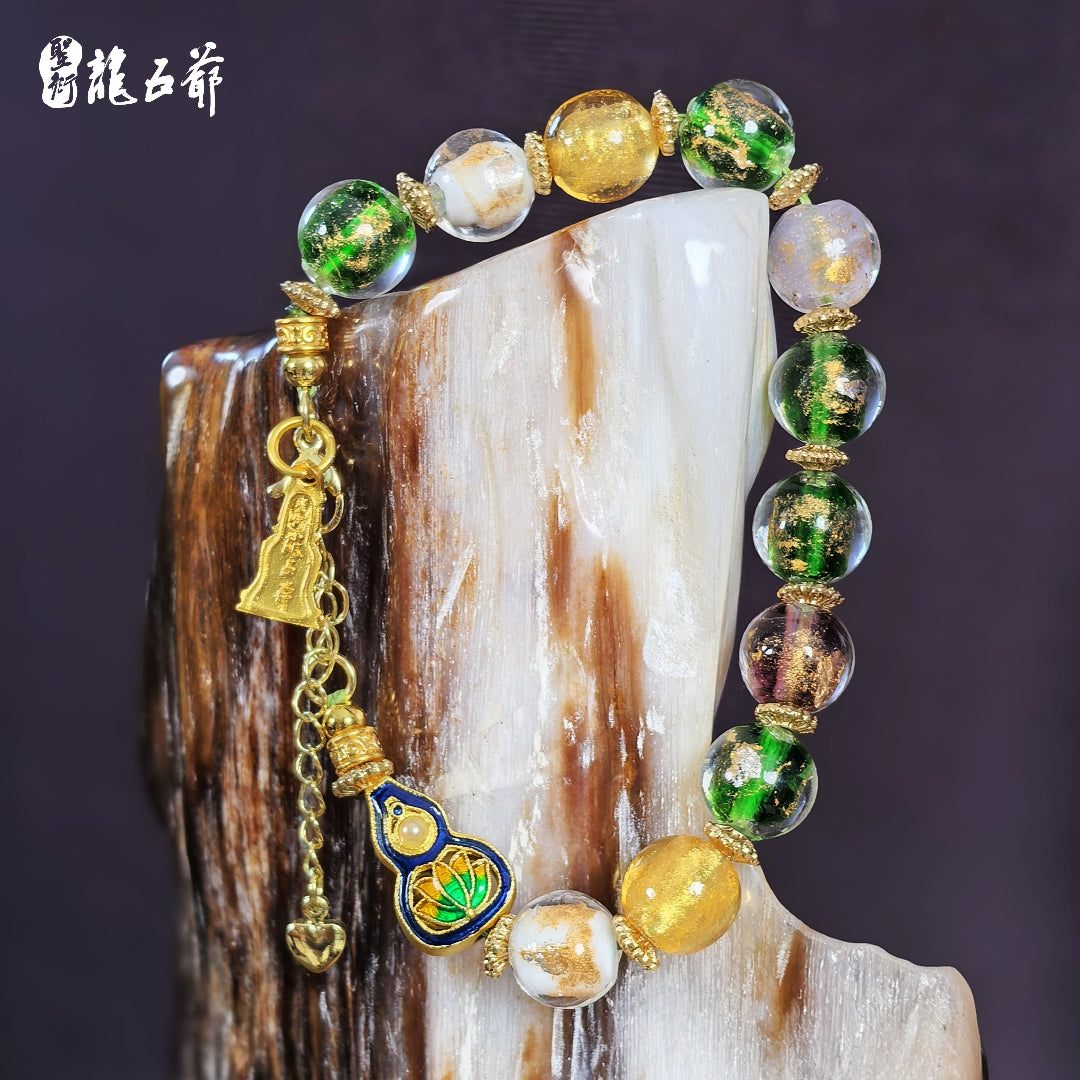 May blessings and wisdom endure forever (Gold foil glass gourd bracelet)