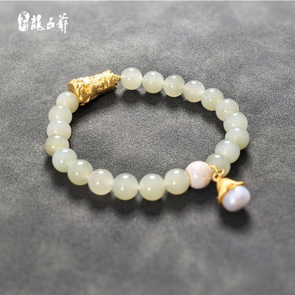 May you prosper all the way (Hetian jade paired with a fragrant porcelain bracelet)